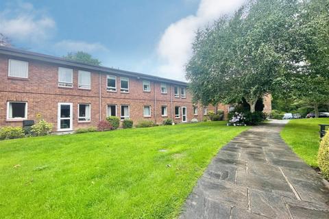 2 bedroom apartment for sale, Whitegates, Wilmslow Road, Cheadle