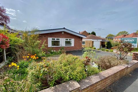 3 bedroom detached bungalow for sale, Daylesford Crescent, Cheadle