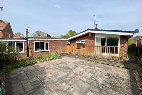 3 bedroom detached bungalow for sale, Daylesford Crescent, Cheadle