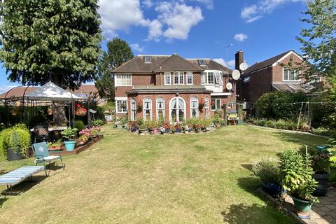 4 bedroom detached house for sale, Broadway, Cheadle