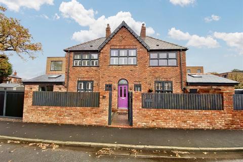 5 bedroom detached house for sale, Ash Grove, Heald Green