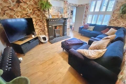 1 Ash Grove, Heald Green, Cheadle, SK8 3JA
