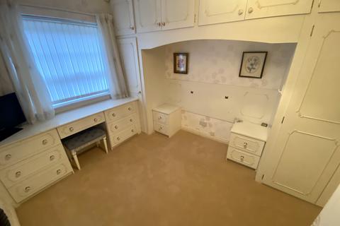 2 bedroom ground floor flat for sale - Brook Lodge, Schools Hill, Cheadle