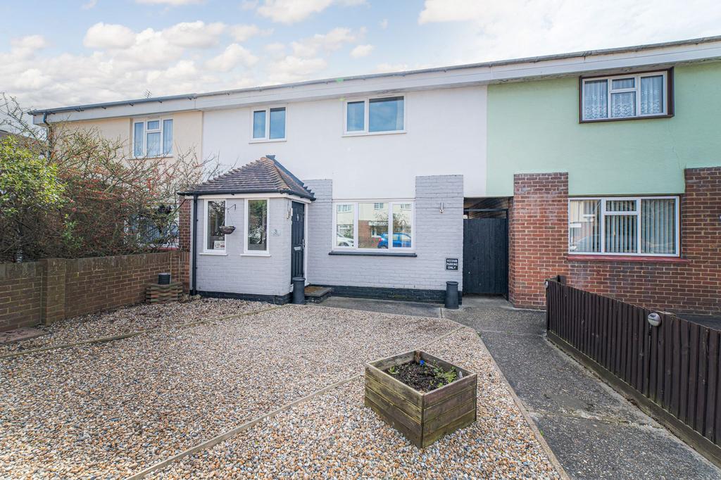 Cole Road, Faversham, ME13 3 bed terraced house for sale £375,000