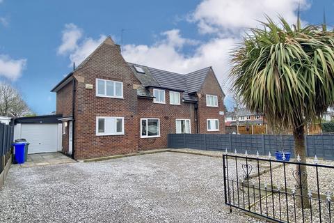64 Shayfield Drive, Manchester, M22 8DX
