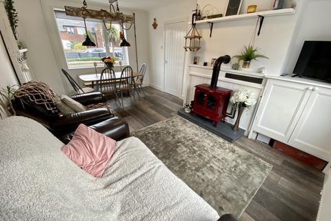 64 Shayfield Drive, Manchester, M22 8DX