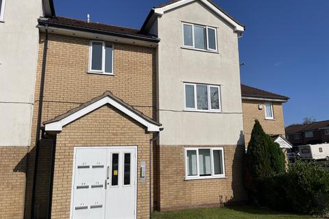 1 bedroom flat to rent, BRIERLEY HILL - Foxdale Drive