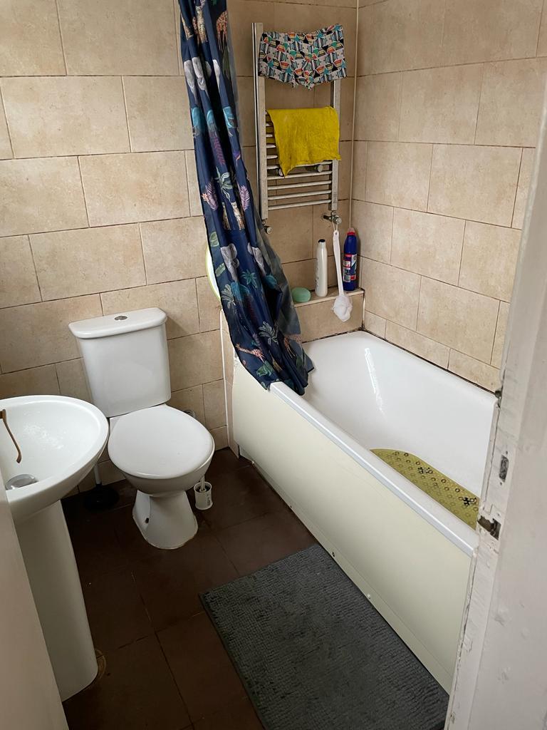 Ashley Street, Bilston WV14 2 bed terraced house £120,000