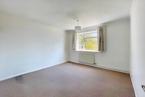 12 Cedar Close, Eastbourne, BN22 0SF