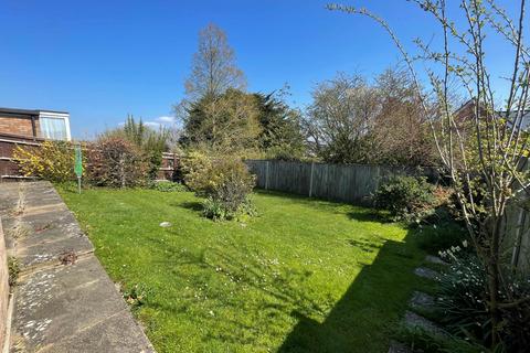 12 Cedar Close, Eastbourne, BN22 0SF