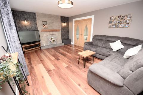 7 Briarsyde Close, Whickham, Newcastle Upon Tyne, NE16 5UG
