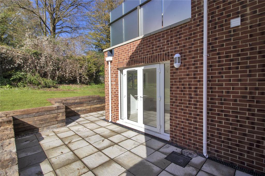 Patio &amp; Gardens