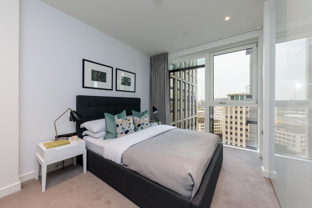 8 Casson- show flat (15).jpg
