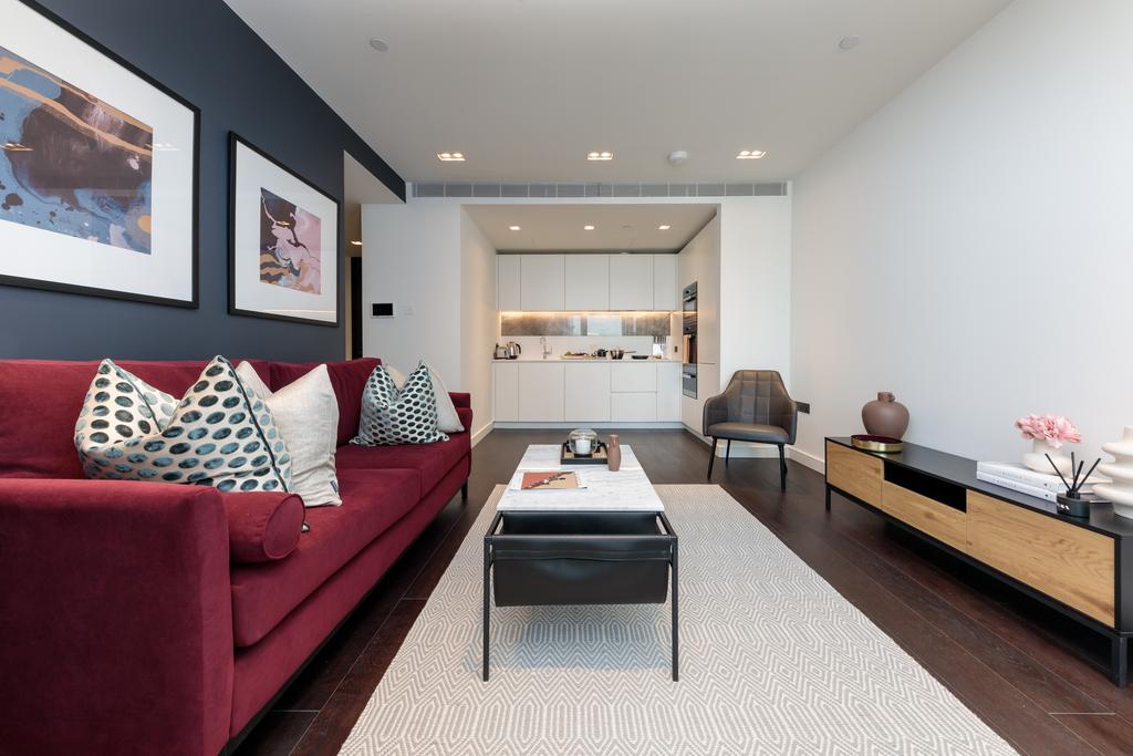 8 Casson- show flat (12).jpg