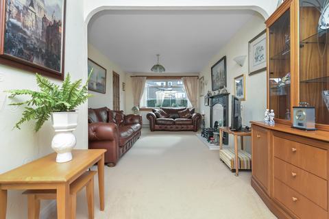 45 Eskhill, Penicuik, EH26 8DD