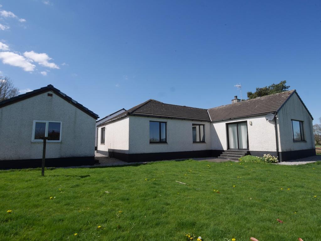 3 Mid Nunnery, Irongray Road, Dumfries, DG2 0HS 4 bed bungalow for sale