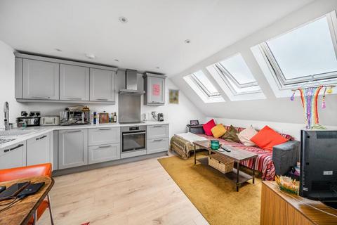 52 Arthray Road, Oxford, OX2 9AB