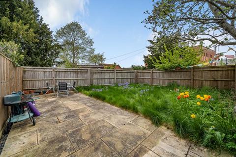 52 Arthray Road, Oxford, OX2 9AB