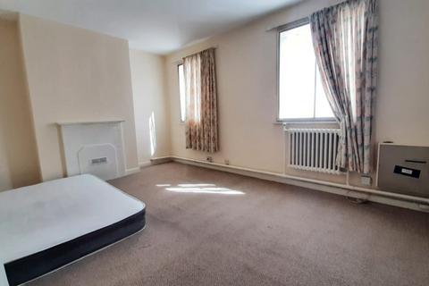 2 bedroom flat to rent, Byron Road, Harrow HA1
