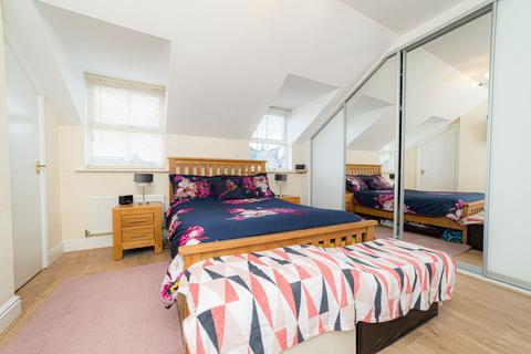 37 Tower View, Chartham, Canterbury, CT4 7TQ