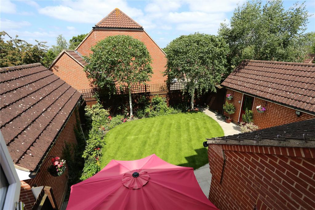 Vaughan Williams Way, Warley, Brentwood, Essex, CM14 4 bed terraced