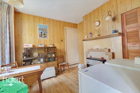 77 Hampden Road, Grays, RM17 5JP