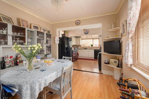 5 bedroom end of terrace house for sale, Beltinge Road, Herne Bay