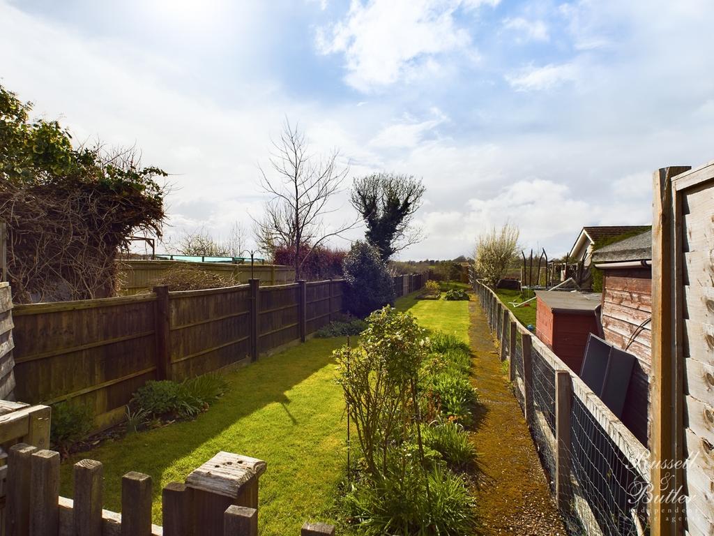 The Square Preston Bissett 2 bed terraced house for sale £324,995