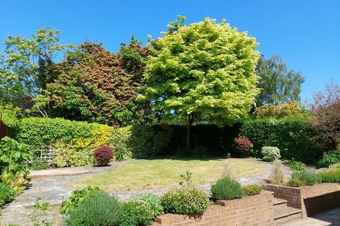 47 Crabtree Lane, Great Bookham, Leatherhead, KT23 4PL