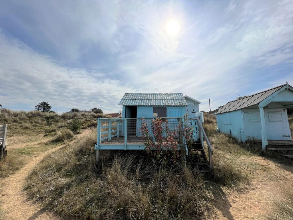 BEACH HUT OLD HUNSTANTON BEACH Chalet for sale £45,000
