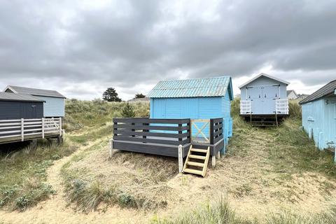 Property for sale, BEACH HUT - OLD HUNSTANTON BEACH