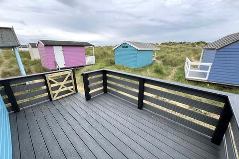 Property for sale, BEACH HUT - OLD HUNSTANTON BEACH