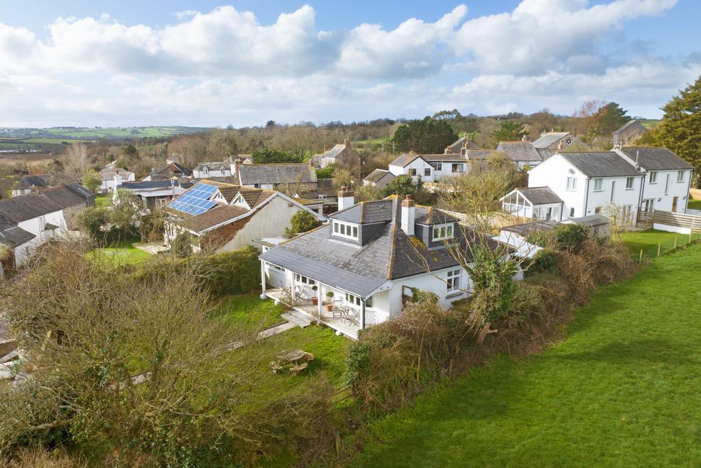 Mallard Reach, Chapel Amble, PL27 4 bed detached house for sale £750,000