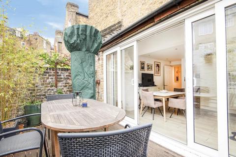 37a Aliwal Road, London, SW11 1RB