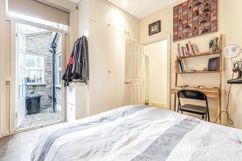 37a Aliwal Road, London, SW11 1RB