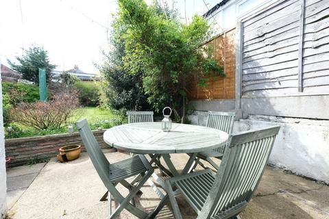 51 Marion Crescent, Orpington, BR5 2DF