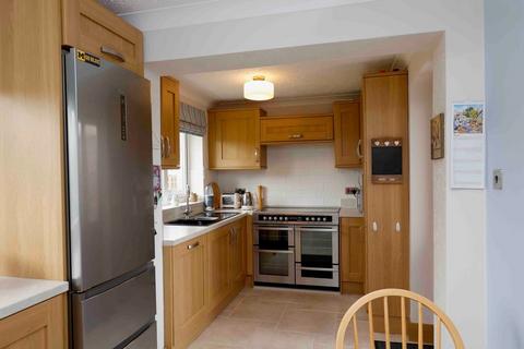 37 Sutherland Drive, Muxton, Telford, TF2 8QB