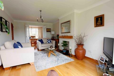 37 Sutherland Drive, Muxton, Telford, TF2 8QB
