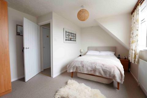 37 Sutherland Drive, Muxton, Telford, TF2 8QB