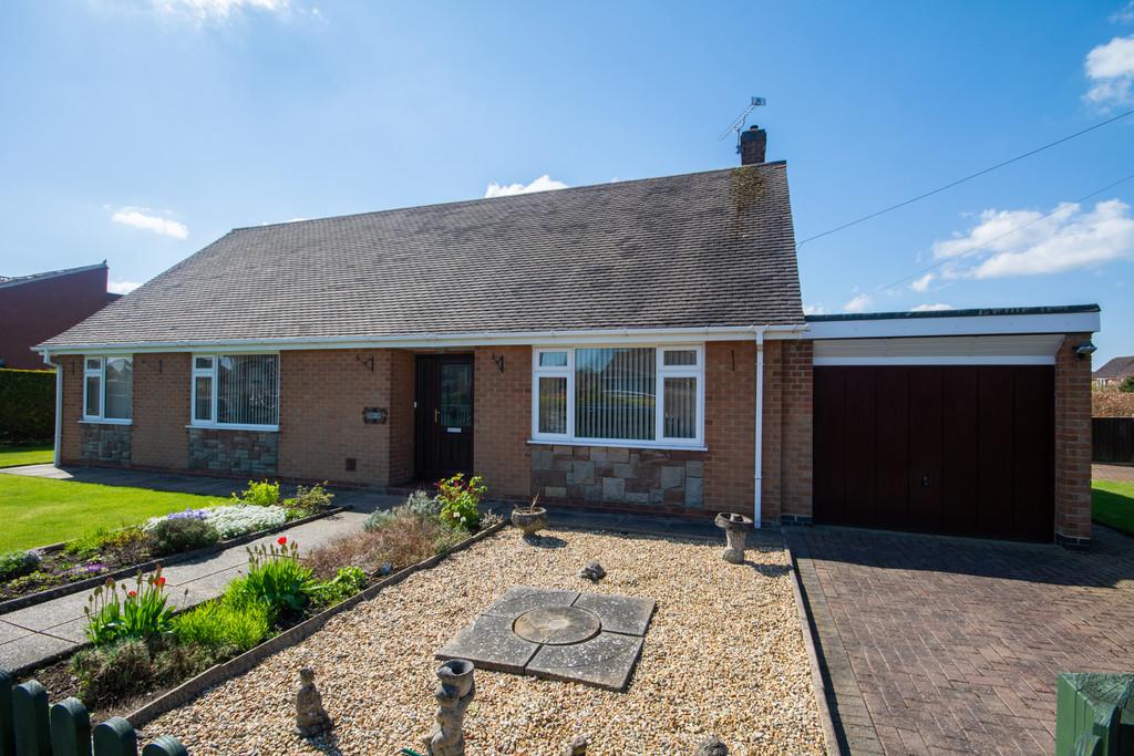 Weaver Close, Ashbourne 3 bed detached bungalow for sale £375,000