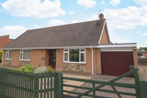 3 bedroom detached bungalow for sale, Weaver Close, Ashbourne