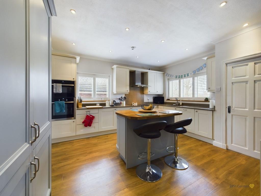 College Road, Denstone 4 bed detached house for sale £525,000
