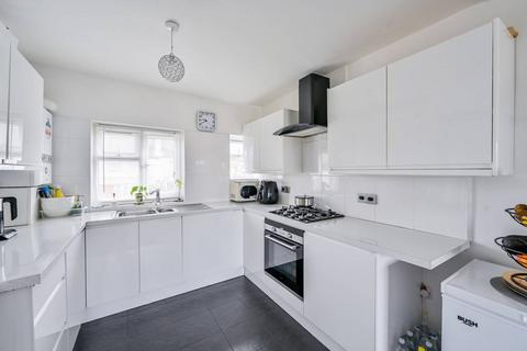 98 Windsor Road, Thornton Heath, CR7 8HF
