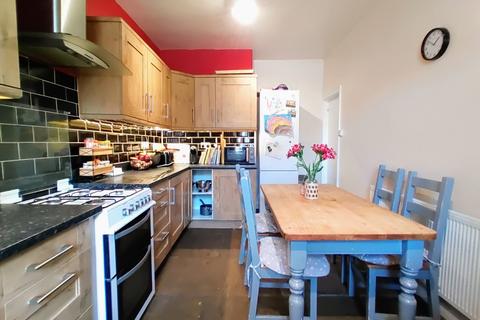 3 Beaconsfield Road, Clayton, Bradford, BD14 6LQ