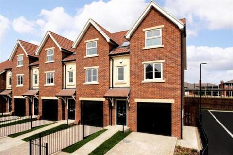 3 bedroom end of terrace house to rent, Redfearn Mews, Harrogate, North Yorkshire, HG2