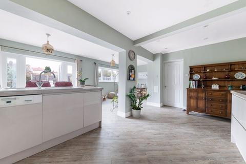 208 Hurst Road, Sidcup, DA15 9AJ
