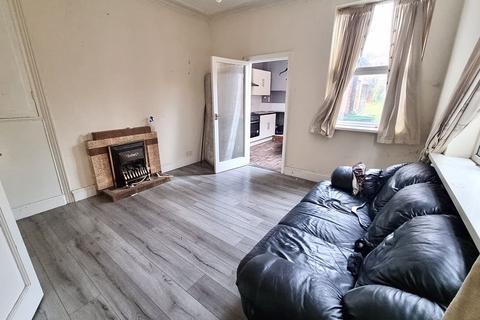 3 bedroom detached house for sale - Hydes Road, Wednesbury
