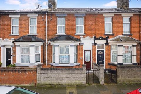 2 bedroom terraced house to rent - Lansdowne Road, Chatham