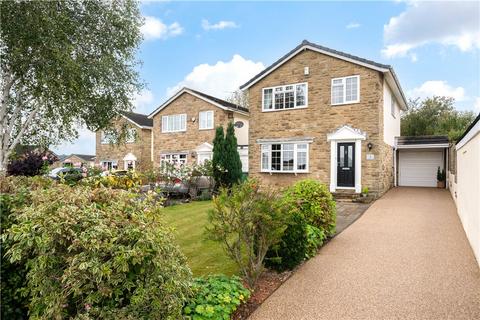 4 bedroom detached house for sale, St. Johns Close, Aberford, Leeds, West Yorkshire, LS25