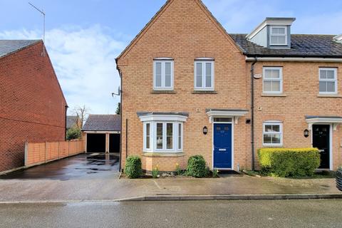 3 bedroom semi-detached house to rent, Alchester Court, Towcester, Northamptonshire, NN12
